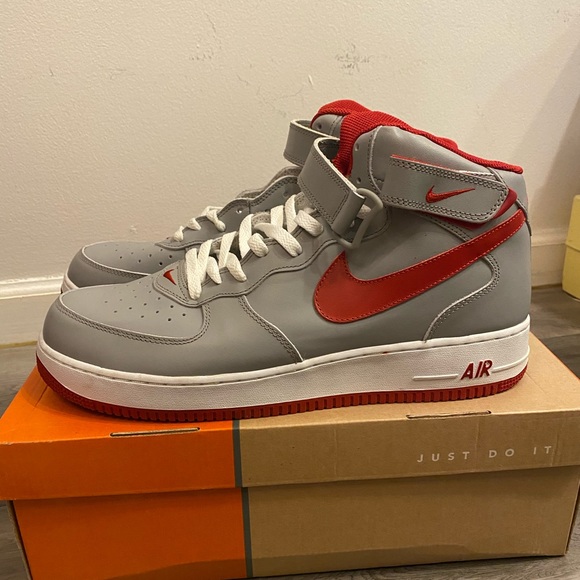 nike air force mid grey